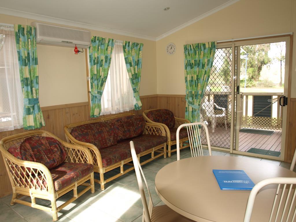 Cowra Holiday Park Cameră foto